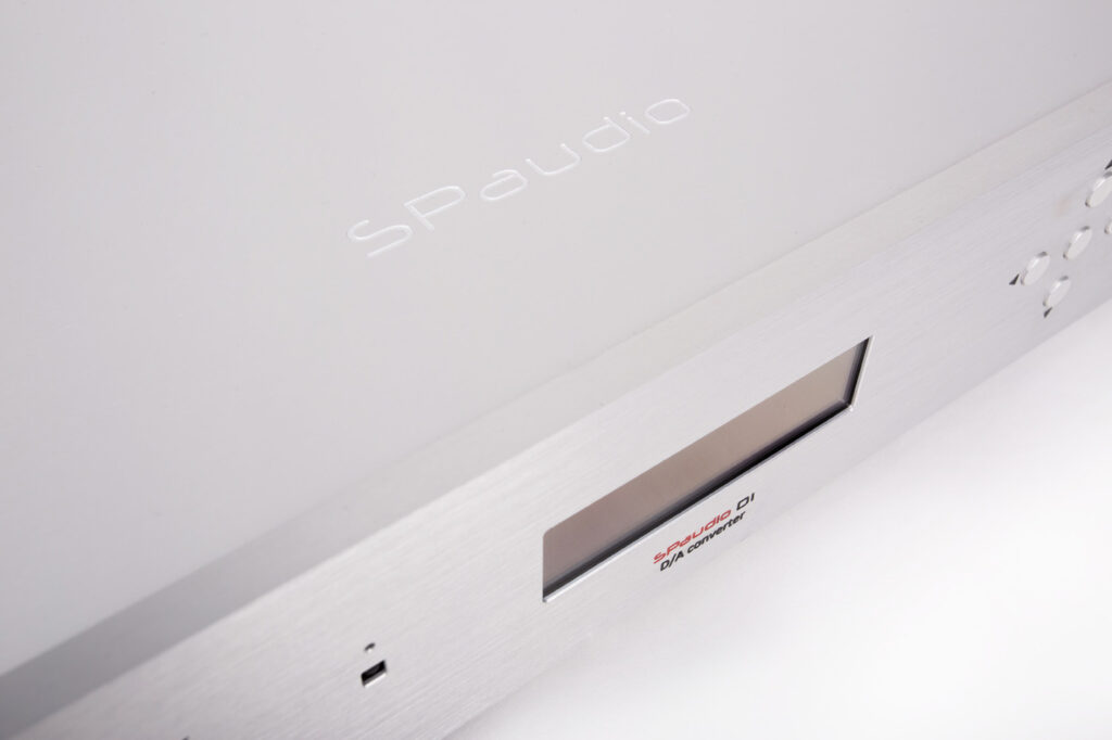 Převodník SPaudio D1 - čelní panel